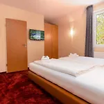 Waldhotel Schinkenwirt Hotel 3*