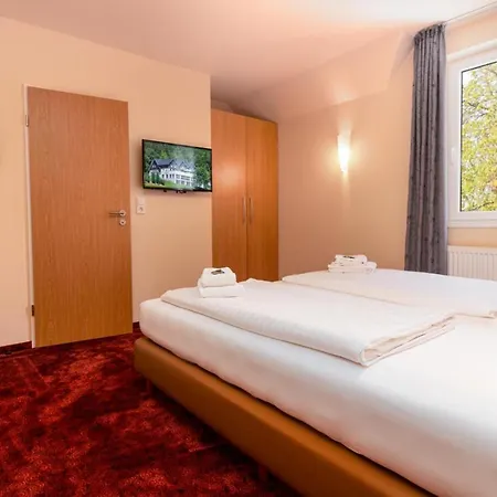 Waldhotel Schinkenwirt Hotel 3*