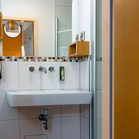 Waldhotel Schinkenwirt Hotell