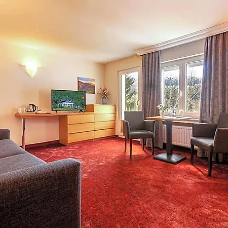 Waldhotel Schinkenwirt Hotel 3*