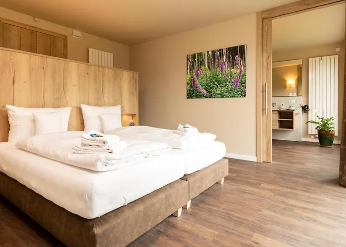 ホテル Waldhotel Schinkenwirt 3*