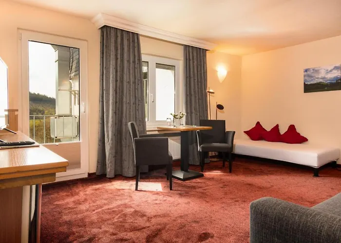 Waldhotel Schinkenwirt ホテル オルスベルク